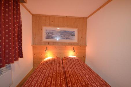 Vakantie in de bergen Appartement 4 kamers 8 personen (323) - Les Côtes d'Or Chalet Courmayeur - Les Menuires - Kamer