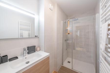 Holiday in mountain resort 3 room apartment cabin 6 people (C102) - Les Fermes de l'Alpe - C - Alpe d'Huez - Shower room