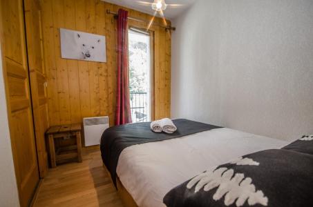 Holiday in mountain resort 3 room apartment 4 people (LITCHI) - Les Fermes de Montenvers - Chamonix - Bedroom