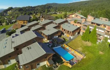 Wakacje w górach Les Flocons Verts - Les Carroz - Na zewnątrz latem