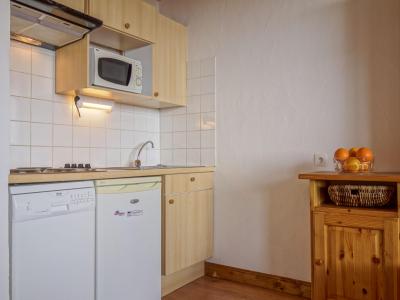 Holiday in mountain resort 1 room apartment 2 people (3) - Les Genepis - Tignes - Kitchenette