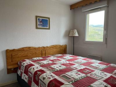 Holiday in mountain resort 2 room apartment sleeping corner 6 people (C8) - Les Hauts de Peyragudes - Peyragudes - Bedroom