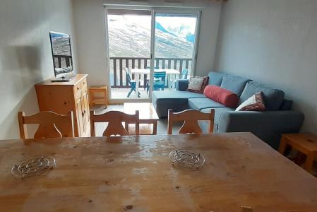 Holiday in mountain resort 3 room duplex apartment sleeping corner 8 people (A15) - Les Hauts de Peyragudes - Peyragudes - Living room