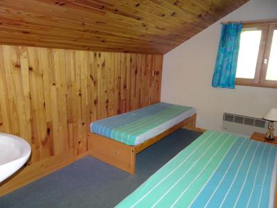 Holiday in mountain resort 3 room apartment 4 people (D18) - Les Hauts de Planchamp - Champagny-en-Vanoise - Bedroom
