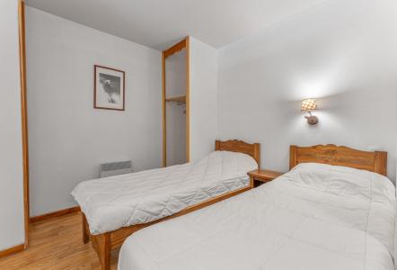 Holiday in mountain resort 2 room apartment cabin 6 people (MZ2005) - Les Hauts de Preclaux I - Les Orres - Bedroom