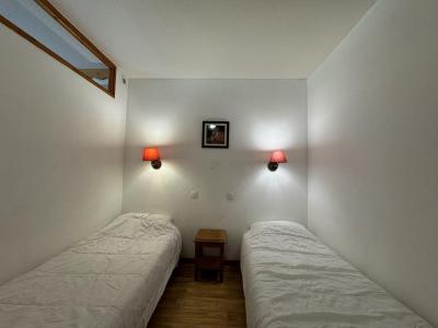 Vacaciones en montaña Apartamento 2 piezas cabina para 6 personas (MBB002) - Les Hauts de Preclaux I - Les Orres - Habitación