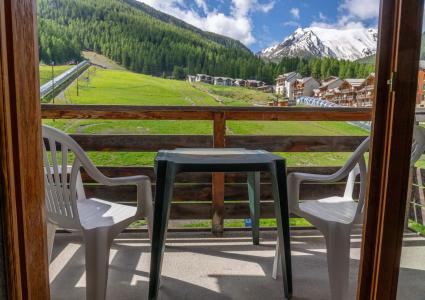 Vacaciones en montaña Apartamento cabina para 4 personas (MBB308) - Les Hauts de Preclaux I - Les Orres - Balcón