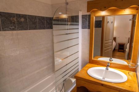 Vacanze in montagna Appartamento 2 stanze con cabina per 6 persone (MZ2122) - Les Hauts de Preclaux I - Les Orres - Bagno