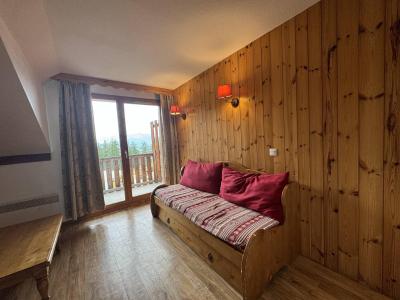 Holiday in mountain resort Studio cabin 4 people (MBC701) - Les Hauts de Preclaux I - Les Orres - Living room