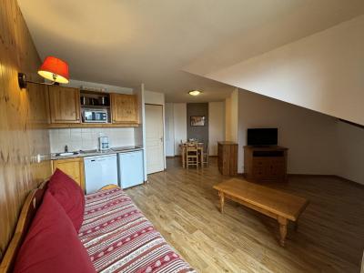 Holiday in mountain resort Studio cabin 4 people (MBC701) - Les Hauts de Preclaux I - Les Orres - Living room