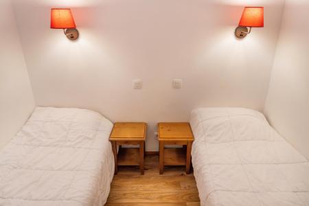 Holiday in mountain resort Studio cabin 4 people (MBC704) - Les Hauts de Preclaux I - Les Orres - Bedroom