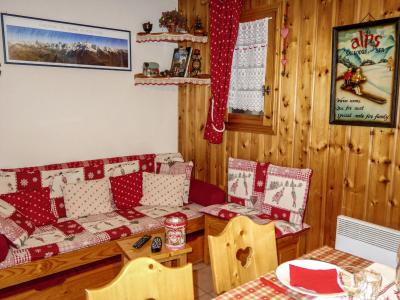 Holiday in mountain resort 2 room apartment 4 people (9) - Les Jardins Alpins - Saint Gervais - Living room