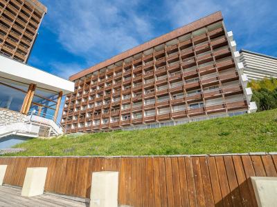 Vacances en montagne Les Lauzes - Les Menuires - Extérieur été