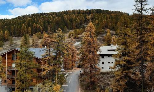Location au ski Les Lofts de Vars - MH - Vars - Extérieur été
