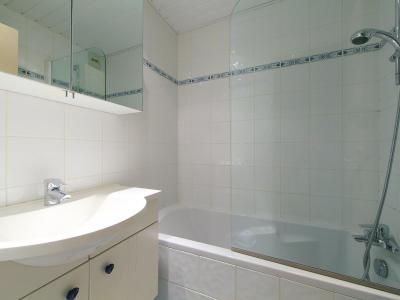 Holiday in mountain resort 2 room apartment 6 people (17) - Les Tommeuses - Tignes - Bath-tub