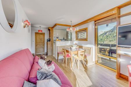 Holiday in mountain resort 3 room apartment 6 people (34P) - Lot 300B - Tignes - Living room