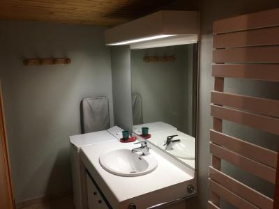 Vacances en montagne Appartement 3 pièces 7 personnes - Maison de l'Envers - Le Grand Bornand - Salle de douche