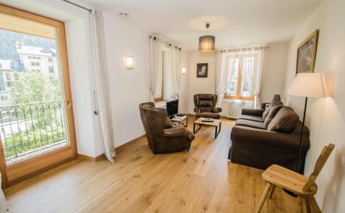 Holiday in mountain resort 4 room apartment 6 people (talya) - Maison de Pays Campanella - Chamonix - Living room