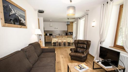 Holiday in mountain resort 4 room apartment 6 people (talya) - Maison de Pays Campanella - Chamonix - Living room