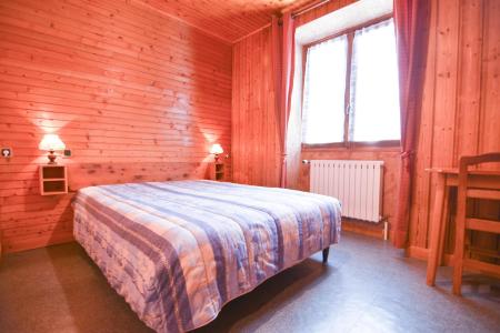 Holiday in mountain resort 2 room apartment 4 people - Maison Grand Galibier - Valloire - Bedroom