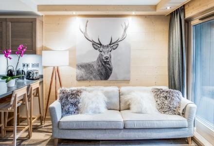 Holiday in mountain resort 2 room apartment cabin 2-4 people (D08) - Mammoth Lodge - Courchevel - Living room