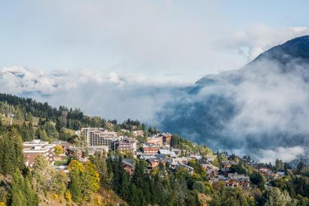 Rent in ski resort Mammoth Lodge - Courchevel - Summer outside