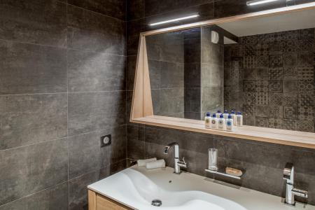 Vacaciones en montaña Apartamento dúplex 5 piezas 9 personas (D13) - Mammoth Lodge - Courchevel - Cuarto de ducha