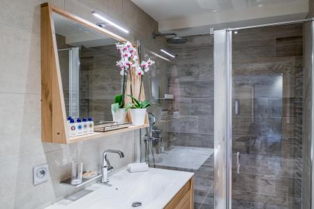 Vacanze in montagna Appartamento 3 stanze con cabina per 4-6 persone (D09) - Mammoth Lodge - Courchevel - Bagno con doccia