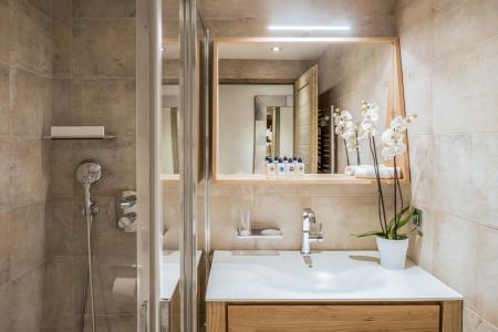 Vacanze in montagna Appartamento 5 stanze con cabina per 8-10 persone (D02) - Mammoth Lodge - Courchevel - Bagno con doccia