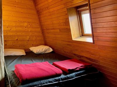 Holiday in mountain resort 1 room mezzanine apartment 6 people (707) - Meijotel - Les 2 Alpes - Cabin