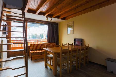 Holiday in mountain resort 2 room apartment sleeping corner 6 people (509) - Meijotel - Les 2 Alpes - Living room