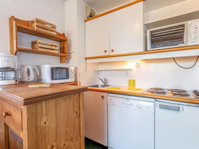 Holiday in mountain resort 2 room apartment 4 people (3) - Nécou - Les Menuires - Accommodation