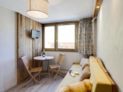 Holiday in mountain resort 1 room apartment 2 people (3) - Palafour - Tignes - Living room