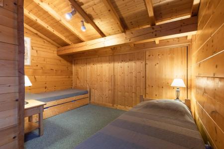 Urlaub in den Bergen 6 Zimmer Chalet für 11 Personen (15) - Pistes Du Soleil 15 / Ichiban - La Clusaz - Schlafzimmer