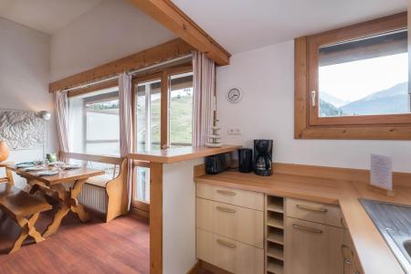 Vacances en montagne Studio mezzanine 5 personnes (RE012W) - Résidence 1650 - Courchevel - Séjour