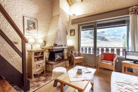 Wakacje w górach Apartament 3 pokojowy z antresolą 6 osób - Résidence Aigles I - La Clusaz - Pokój gościnny