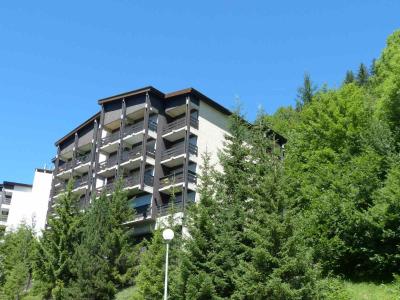 Vacances en montagne Résidence Aiguille Verte - La Clusaz - Extérieur été