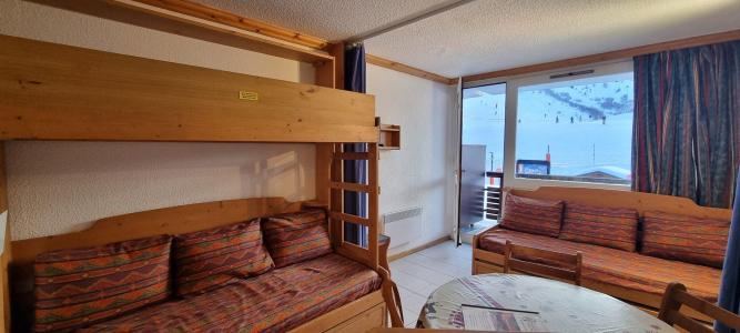 Vakantie in de bergen Studio 4 personen (A2H54) - Résidence Aime 2000 Paquebot des Neiges - La Plagne - Woonkamer