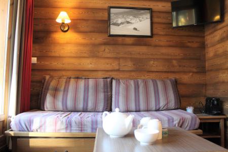 Holiday in mountain resort 2 room apartment 4 people (B010) - Résidence Albane - Vars - Living room