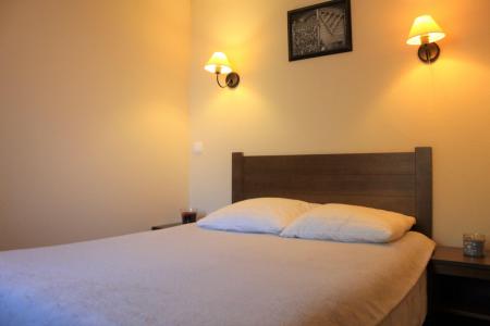 Vacaciones en montaña Apartamento 2 piezas para 4 personas (B010) - Résidence Albane - Vars - Cabina