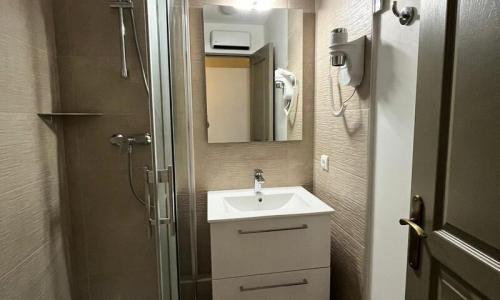 Vacanze in montagna Appartamento 2 stanze per 6 persone (39m²-2) - Résidence Albane - MH - Vars - Esteriore estate