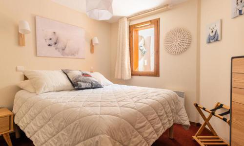 Holiday in mountain resort 2 room apartment 5 people (Prestige 37m²) - Résidence Albane - MH - Vars - Summer outside