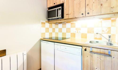 Rent in ski resort 2 room apartment 5 people (Sélection 31m²-1) - Résidence Albane - MH - Vars - Summer outside