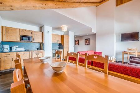 Holiday in mountain resort 3 room apartment sleeping corner 8 people (9) - Résidence Almes 1 - Tignes - Living room