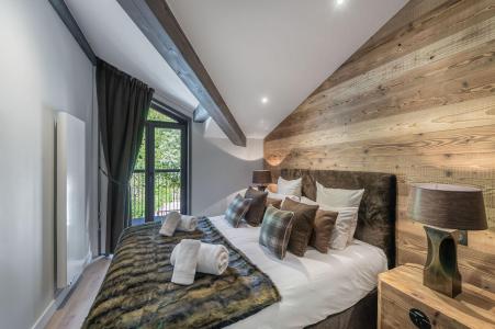 Holiday in mountain resort 4 room apartment 6 people (M4) - Résidence Alpamayor - Courchevel - Bedroom