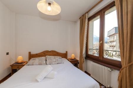 Holiday in mountain resort 2 room apartment 4 people (GAMMA) - Résidence Alpes 2 - Chamonix - Bedroom