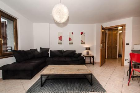 Urlaub in den Bergen 3-Zimmer-Appartment für 6 Personen (Epsilon) - Résidence Alpes 4 - Chamonix - Wohnzimmer
