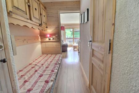 Vakantie in de bergen Appartement 2 kamers bergnis 5 personen (C06) - Résidence Alpinéa - Méribel-Mottaret - Cabine