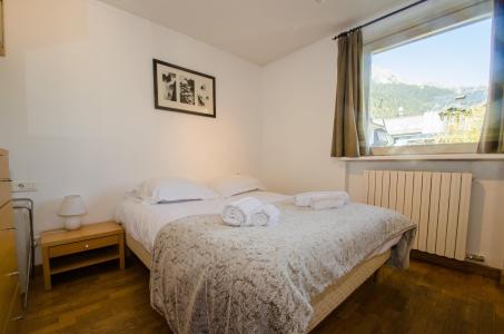 Holiday in mountain resort 3 room apartment 6 people (AMIJEAN) - Résidence Androsace - Chamonix - Bedroom