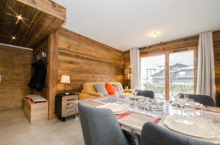 Holiday in mountain resort 2 room apartment 4 people (JOY) - Résidence Androsace du Lyret - Chamonix - Living room